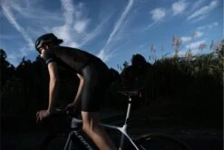 Eclairage Recon TL 200 -Magasin D'Équipement De Vélo Professionnel DSCF8412